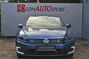 Volkswagen Passat GTE - imagine 2