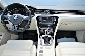 Volkswagen Passat GTE - imagine 11