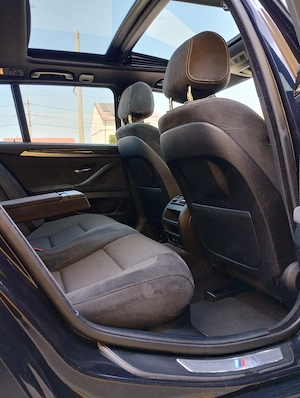 BMW 520 diesel,F11 Facelift Xdrive  M Paket ,Euro 6, Hedap Displey, Trapă,Panoramic, Impecabila  - imagine 8