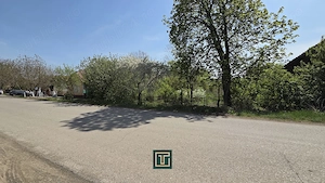 Teren intravilan 3029 mp cu front generos   zonă liniștită, Cornești - imagine 4