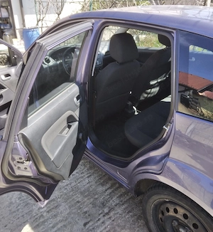 Ford Fiesta 1.6 TDCI 224000 KM reali 2500 EUR -stare buna ,consum foarte mic . - imagine 2