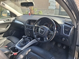 Audi Q5 Quattro - 2.0 TDi - imagine 7