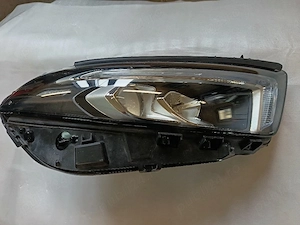 Far dreapta full led Mercedes A class - imagine 2