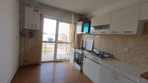 Apartament 3 camere decomandat - imagine 3