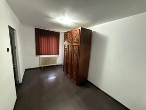 Apartament 2 camere zona KM 4-5 - imagine 2
