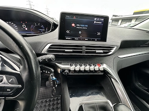 Peugeot 5008 1.5 BlueHDI s&s Allure - imagine 11