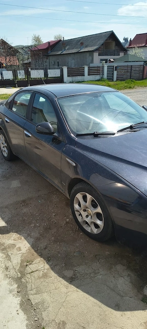 Dezmembrez Alfa Romeo 159 jts 1.9 benzina - imagine 2