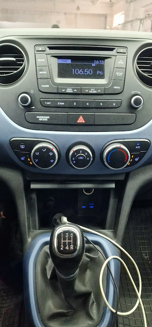 Hyundai I10 plus Benzina 2015 - imagine 4