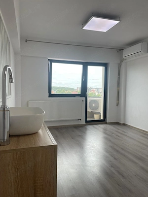 Mega Image, proprietar birouri luminoase 25,24 mp,parcare,Dumbravita