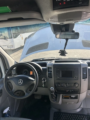 Vand microbuz Mercedes-Benz 20+1 locuri - imagine 6