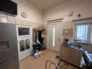 Apartament la casa de vanzare zona Boul Rosu - imagine 2