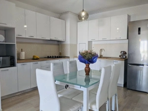 Apartament 2 camere de inchiriat, bloc nou, parcare -Bulevardul Timisoara - imagine 2