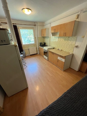 In Zona Circumvalațiunii-Ghe Lazar,Cu Centrala Proprie,Etajul 1,Mobilat Decent,Merita Vazut,315 E