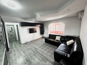 Vand apartament cu 2 camere,Unirii sud