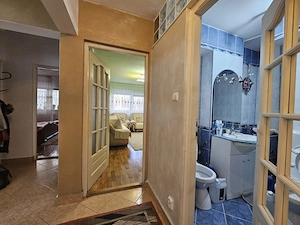 Apartament 3 camere,parter   Zona Piața Centrala - imagine 13