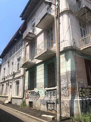 Casă tip duplex de vânzare - centru istoric