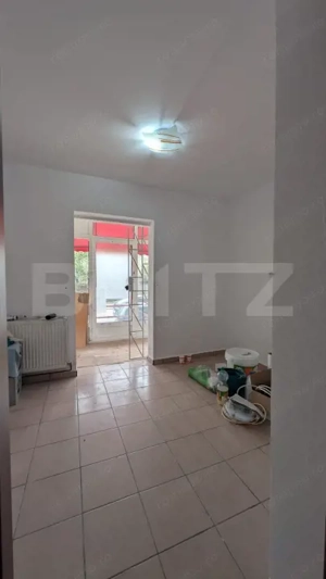 Spațiu comercial cu 2 Intrări Stradale, 70 mp, zona Micro 11