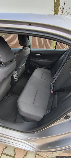 Toyota Corolla Sedan HSD 2020 - imagine 8