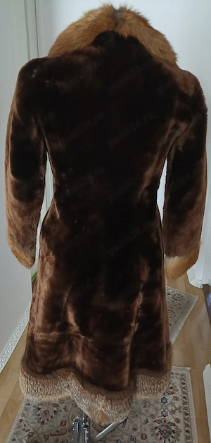 Blana naturala XS S ,750 lei 