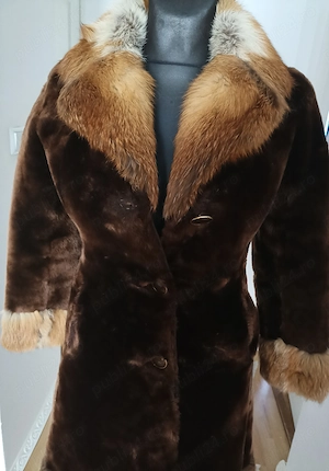 Blana naturala XS S ,750 lei 