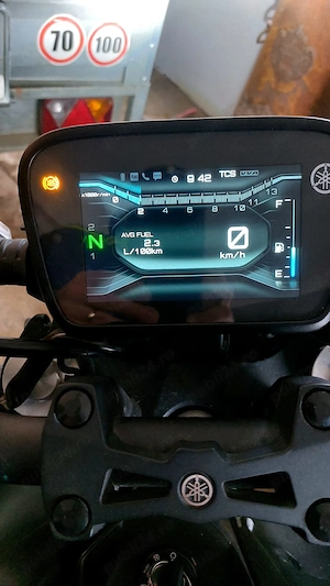   YAMAHA MT125 An 2023, 2629km   Traction Control, Lumini LED, Display TFT 5 Inch, Se conduce cu A1 - imagine 3