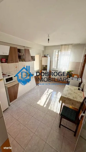 SOMOVA- CASA  P+1+M , SUPRAFATA 200 MP, TEREN 640 MP - imagine 2