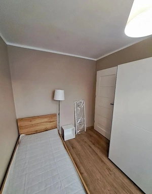 De inchiriat garsoniera in zona Badea Cartan