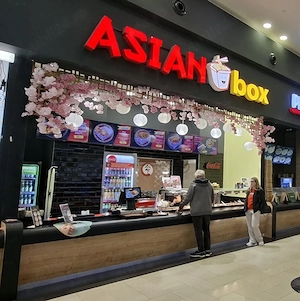 Vânzător Fast-Food in Shopping City Târgu Mureș