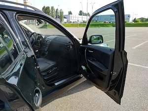 BMW X3 e83 xDrive 2.0d - imagine 5