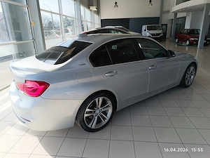 Bmw 330 E benzina plug-in hibrid - imagine 5