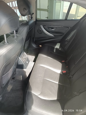 Bmw 330 E benzina plug-in hibrid - imagine 12