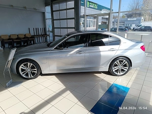 Bmw 330 E benzina plug-in hibrid - imagine 11