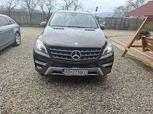Vând Mercedes ml350. An 2013