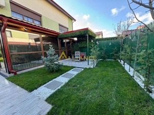 Vila Popesti Leordeni || complex inchis || panouri fotovoltaice || curte - imagine 2