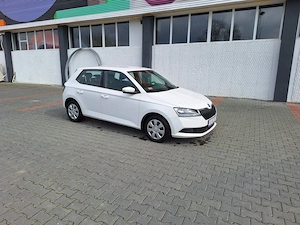 Fabia.   An 2020.   GPL.    CLIMA.   bacau. 3600 euro