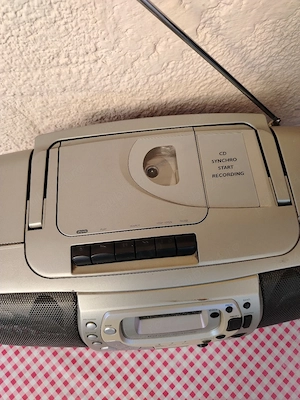 Radio casetofon cu CD Philips  - imagine 2