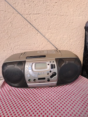 Radio casetofon cu CD Philips 
