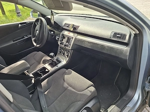 Vw Passat  1.9 2006 105cp - imagine 9