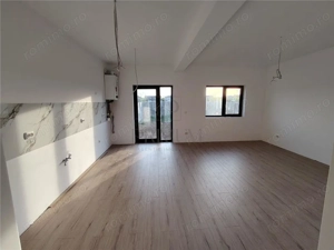 Duplex spatios la asfalt - toate utilitatile - personalizare interioara - imagine 7