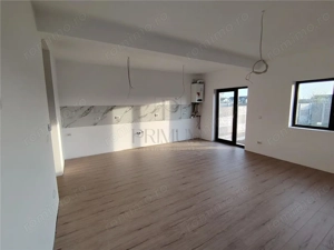 Duplex spatios la asfalt - toate utilitatile - personalizare interioara - imagine 8
