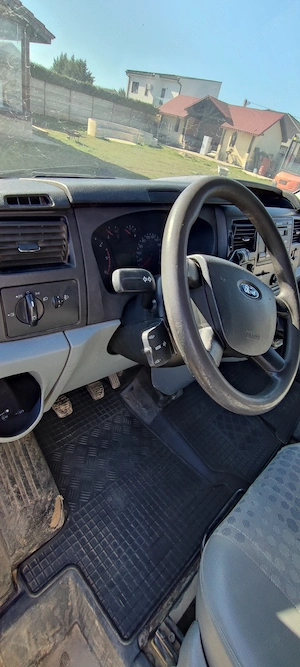 Vand Ford Tranzit 8+1 locuri
