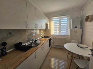 garsoniera de inchiriat Rezidential Apusului 3 - imagine 5