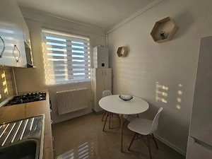 garsoniera de inchiriat Rezidential Apusului 3 - imagine 4