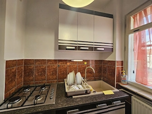 Garsonieră-etaj 3-mobilată și utilată - imagine 7