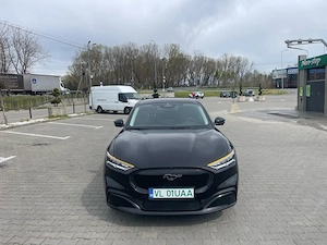 Ford Mustang Mach-E  300Cp Electric Model Premium