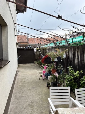 Casă cu două locuințe, teren 312 mp, aproape de centru   Cartier Aluniș - imagine 10