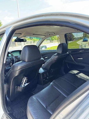 BMW seria E60 520D - imagine 3