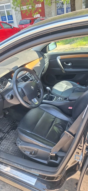 Dezmembram Renault Laguna 3 - imagine 7