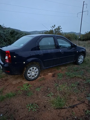 Se vinde Dacia Logan 1,2, telefon    - imagine 3