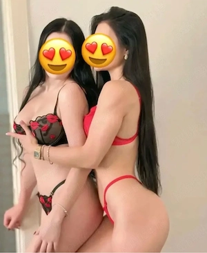  2 brunete fierbinti ! Facem si deplasari ! - imagine 2